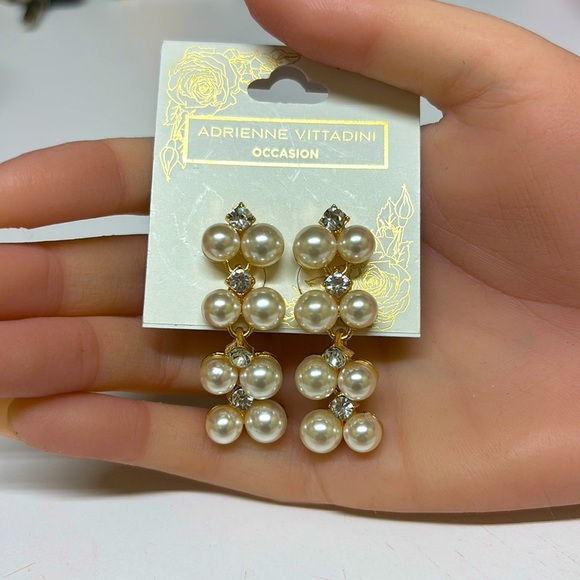 Adrienne Vittadini Ocassion Earrings - Picture 1 of 3